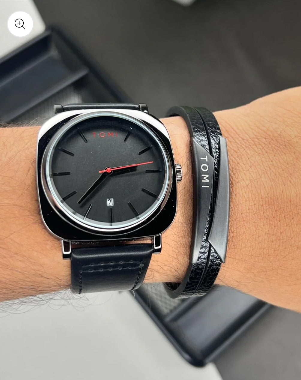 Tomi Black Business Class Watch