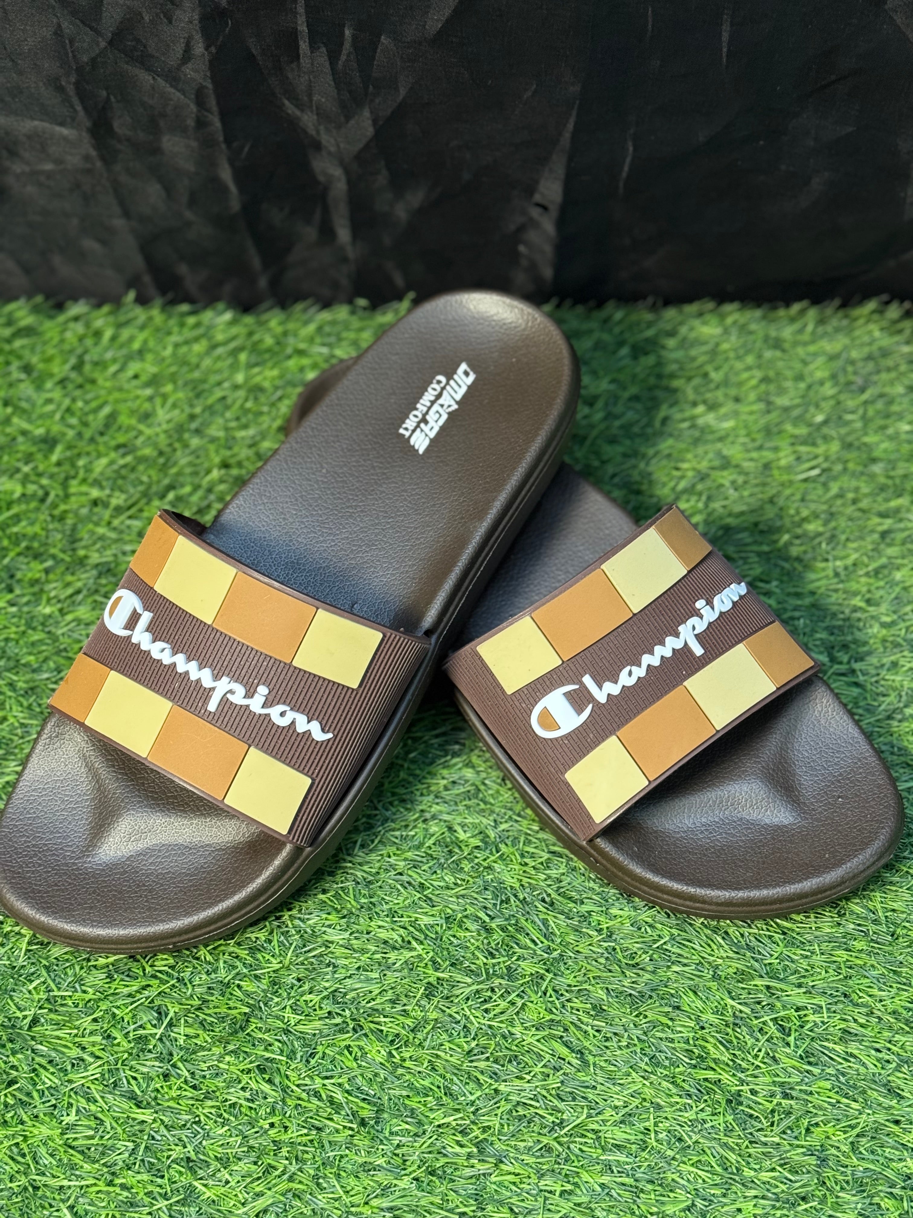 CHAMPION SLIPPERS SOFT AND COMFORTABLE SOLE LIGHTWEIGHT