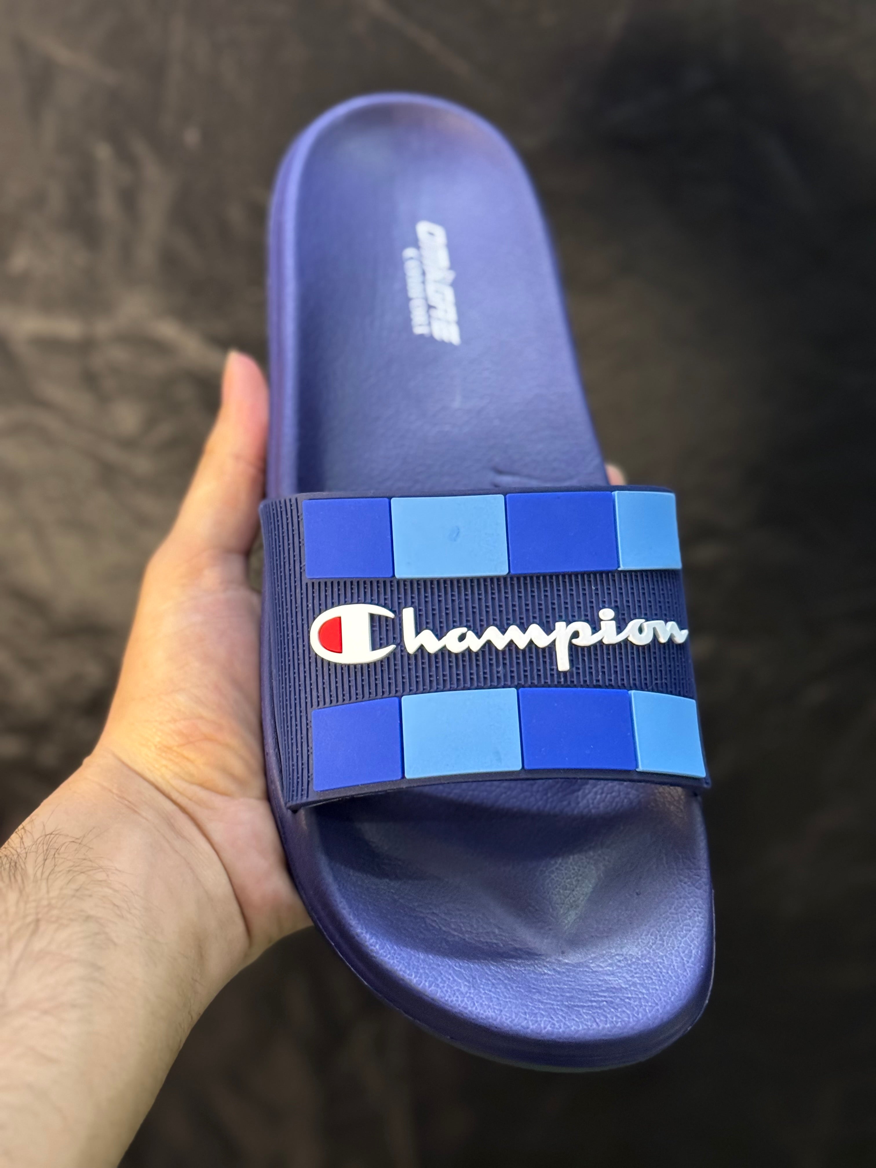 CHAMPION SLIPPERS SOFT AND COMFORTABLE SOLE LIGHTWEIGHT