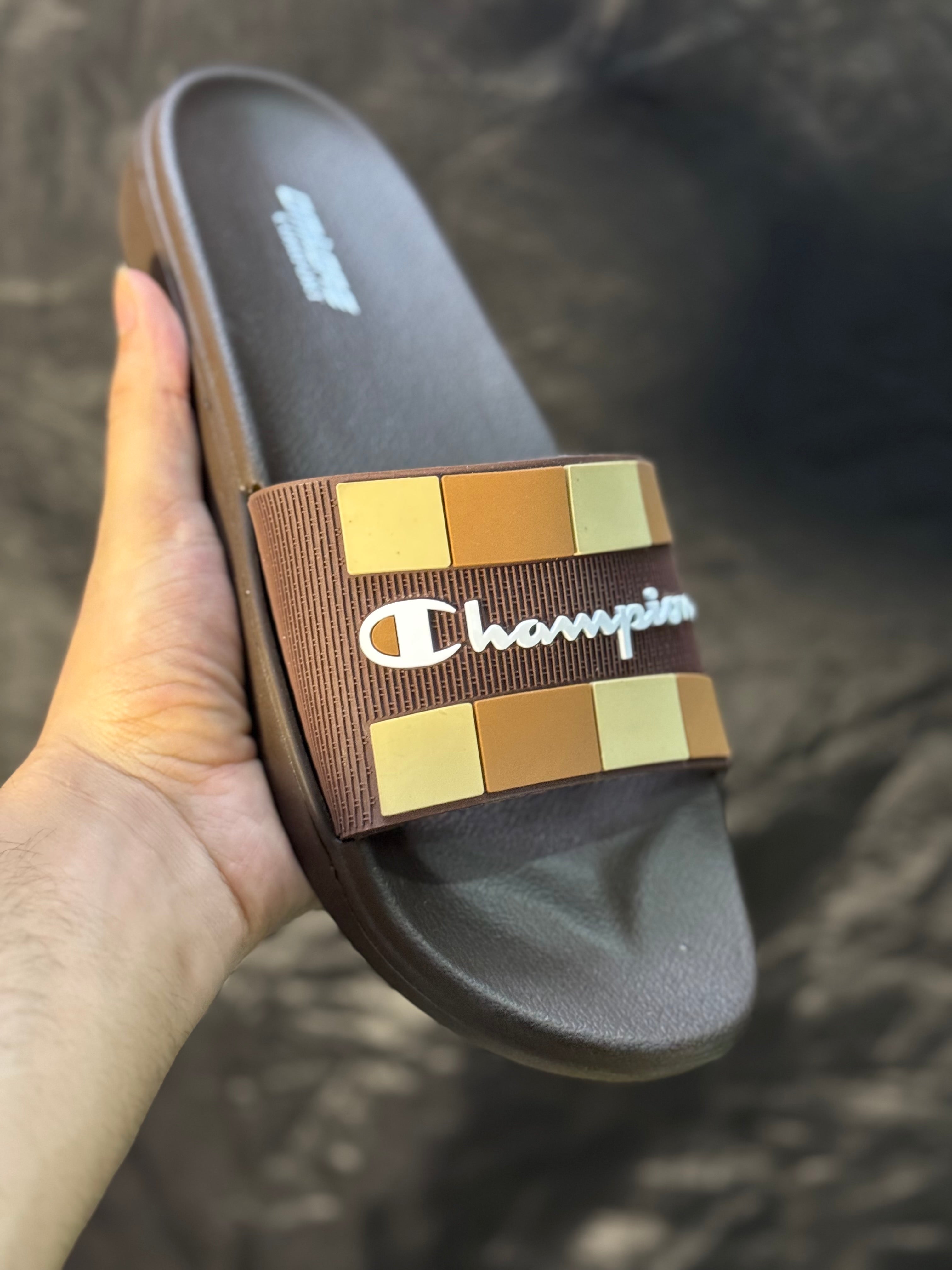CHAMPION SLIPPERS SOFT AND COMFORTABLE SOLE LIGHTWEIGHT