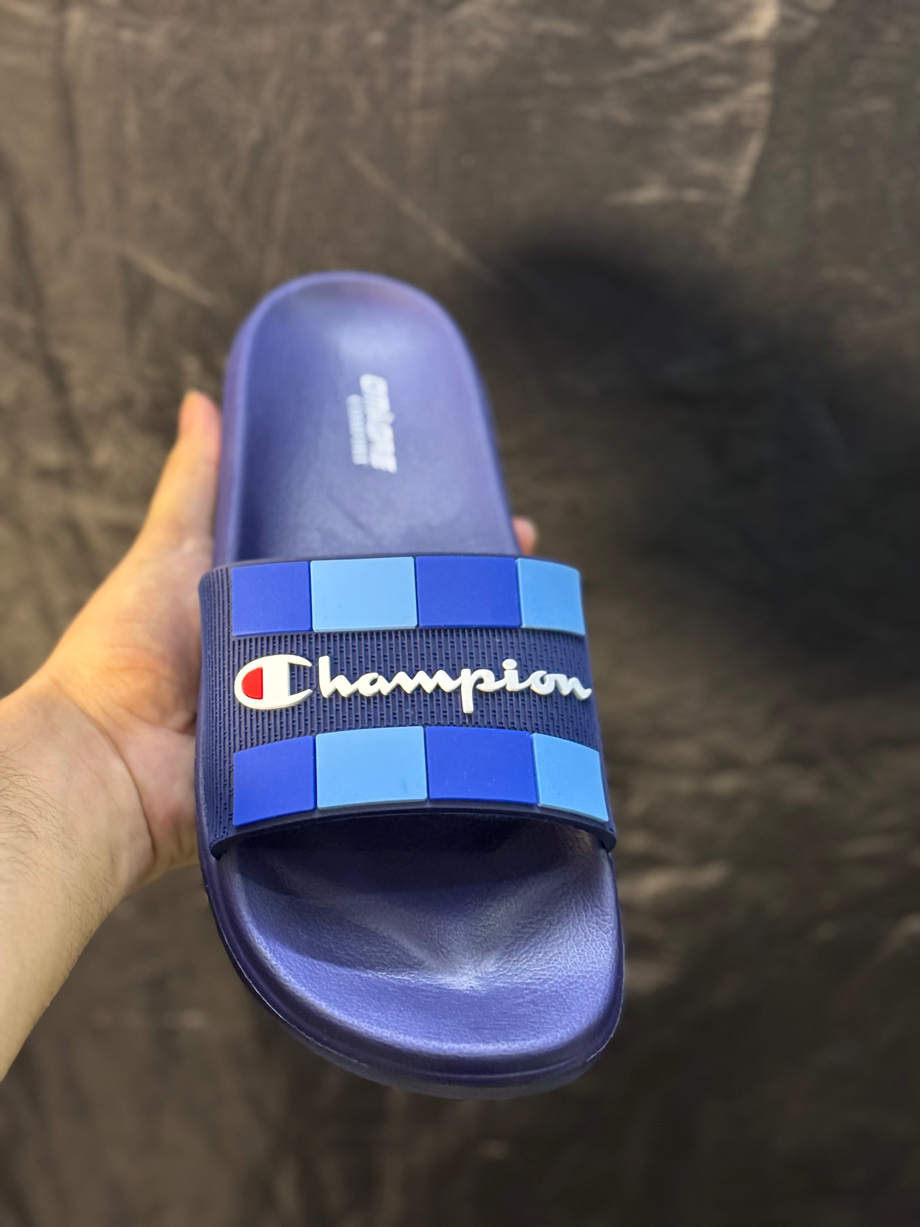 CHAMPION SLIPPERS SOFT AND COMFORTABLE SOLE LIGHTWEIGHT